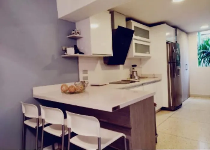 Amplio Y Hermoso Apartamento,Super Internet